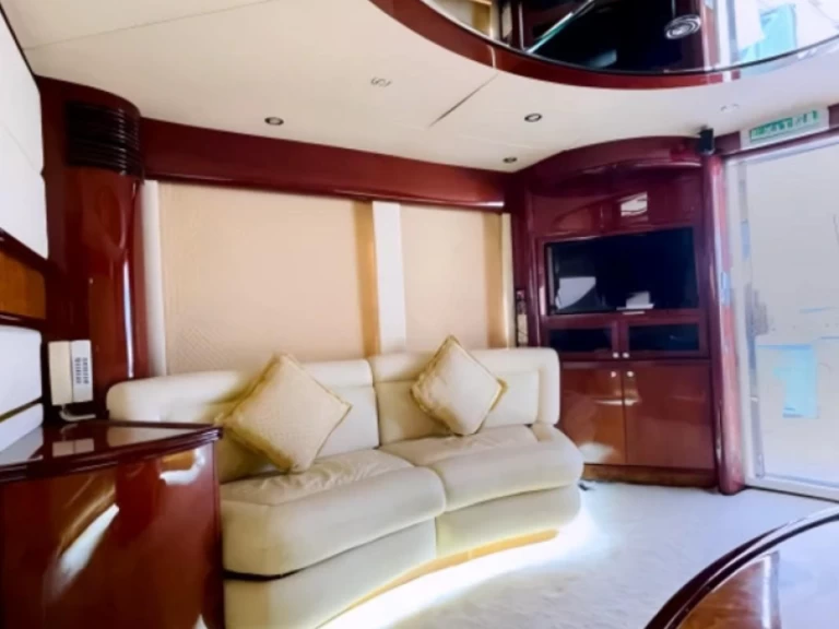 Location Yacht Majesty Yachts avec permis