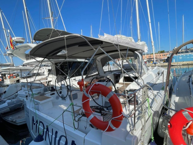 Louez un Bénéteau Oceanis 51.1 à Horta