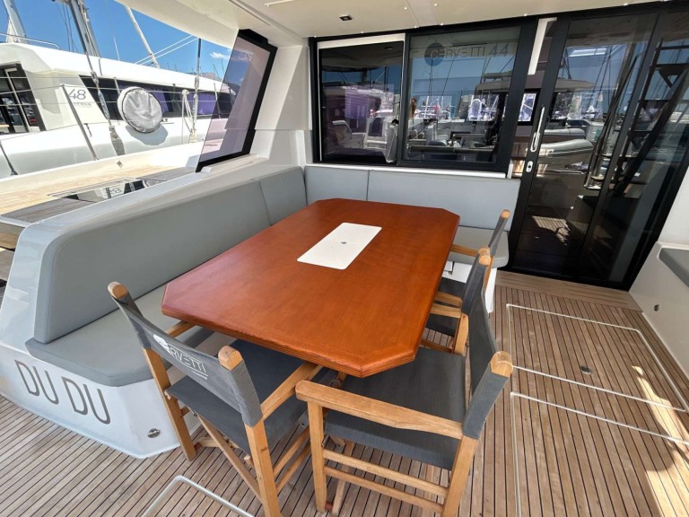 Cervetti Cervetti 44  a louer à Salerne