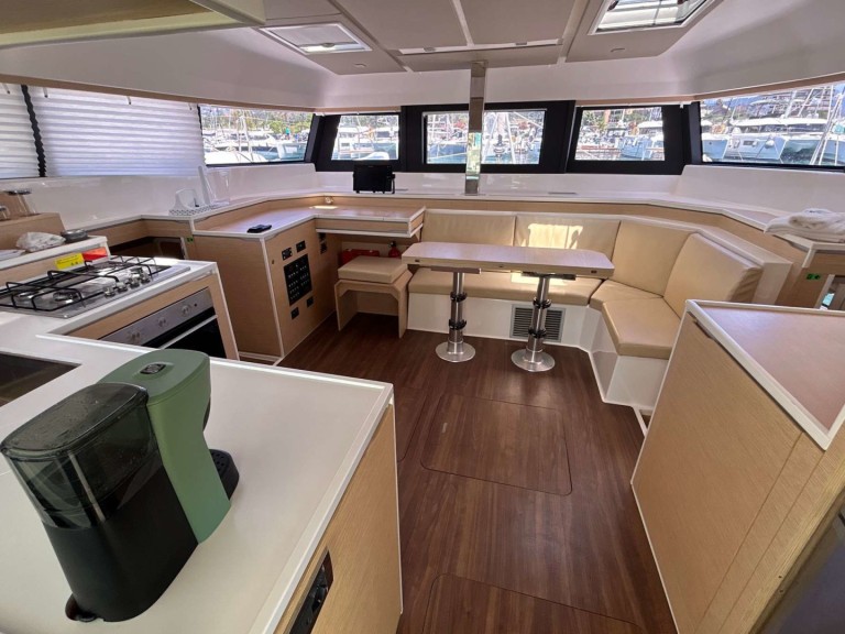 Louez un Cervetti Cervetti 44  à Salerne