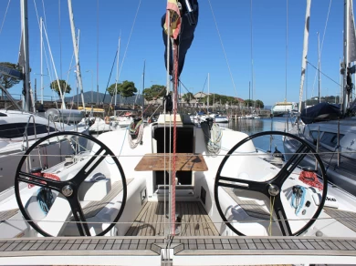 Louez un Elan E4 à Vigo