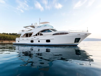 Noleggiare una Benetti REBECCA V a San Remo
