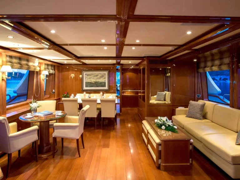 Location Yacht à San Remo - Benetti REBECCA V