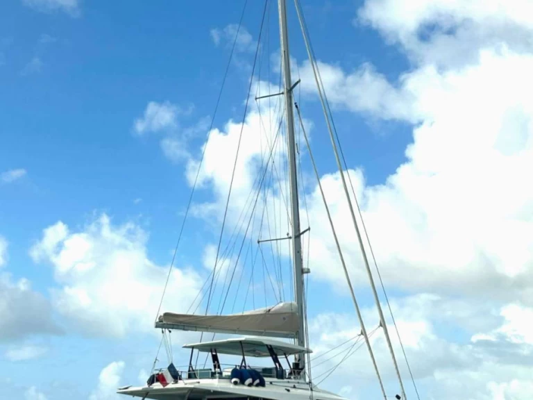 Louez un Fountaine Pajot The Blue Dream à Corse