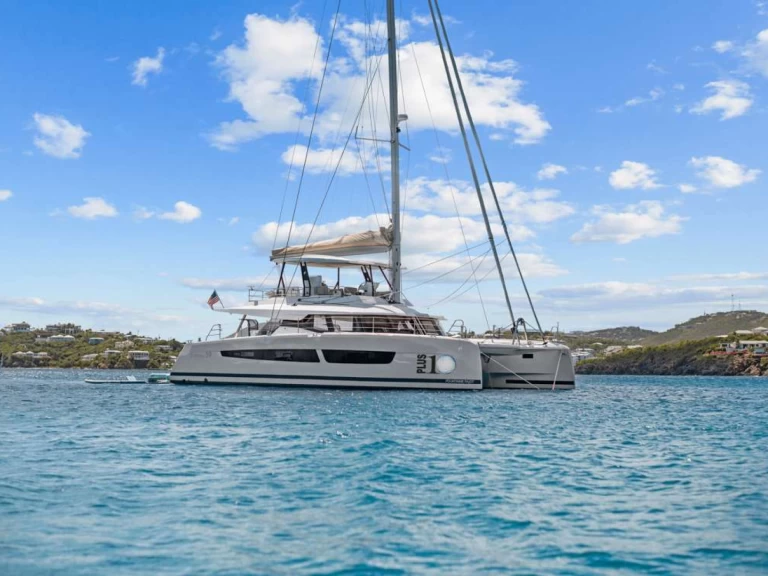 Location à Îles Vierges britanniques (BVI) - Fountaine Pajot PLUS 10 sur SamBoat
