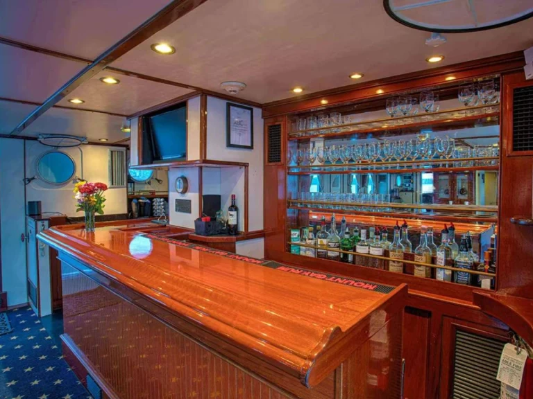 Location bateau Palmer Johnson Arabella à Saint Thomas Island sur Samboat