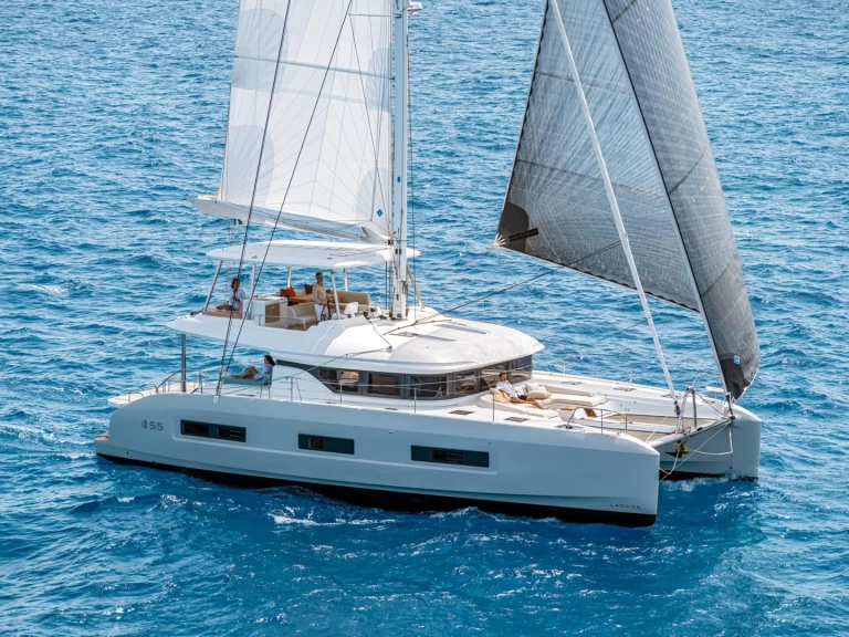 Louer Catamaran avec ou sans skipper Lagoon à Kaštela
