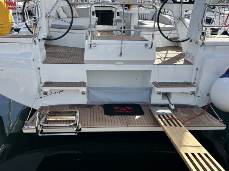 Location bateau Bénéteau Oceanis 52 - 6 cab. à Split sur Samboat