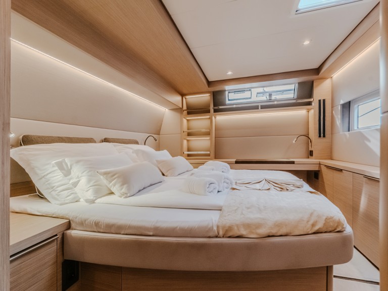 Louez un Lagoon Lagoon 55 à Kaštela