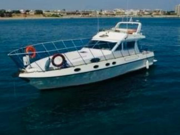 Location Bateau à moteur à Ameglia - Piantoni 39 evolution fly