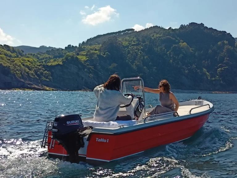 Bateau à moteur à louer à Bermeo au meilleur prix