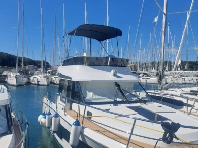 Noleggio barche Pula economico Merry Fisher 1095 Fly