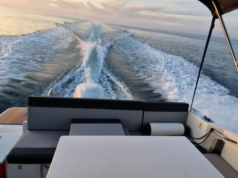 Location Bateau à moteur à Pula - Jeanneau Merry Fisher 795 Series2