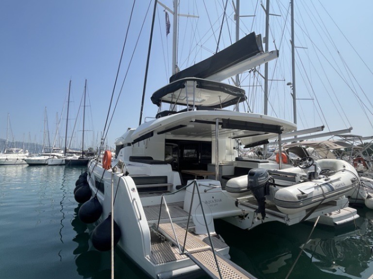 Location Catamaran Lagoon avec permis