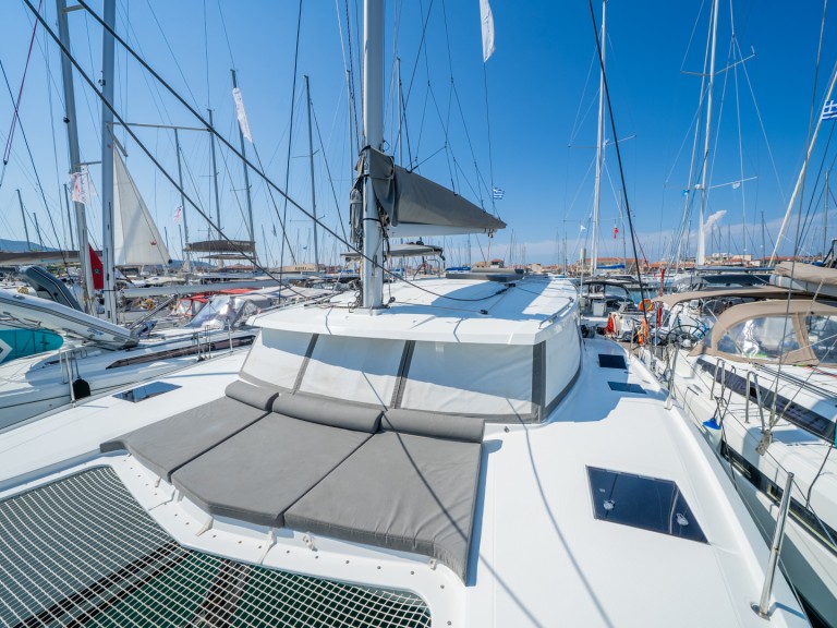 Location bateau Fountaine Pajot Isla 40 à Lefkáda sur Samboat