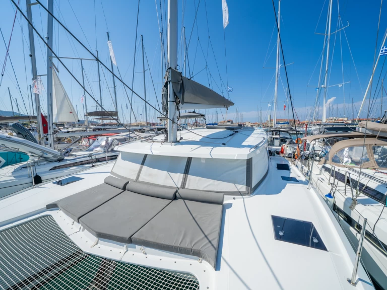Location bateau Fountaine Pajot Isla 40 à Lefkáda sur Samboat