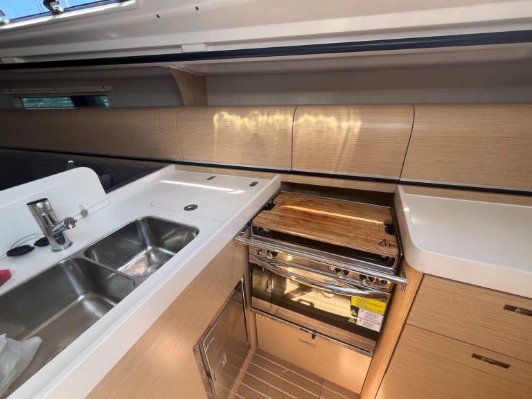 Location à Punat - Dehler Dehler 38 SQ sur SamBoat