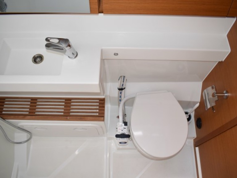 Location Voilier Jeanneau avec permis