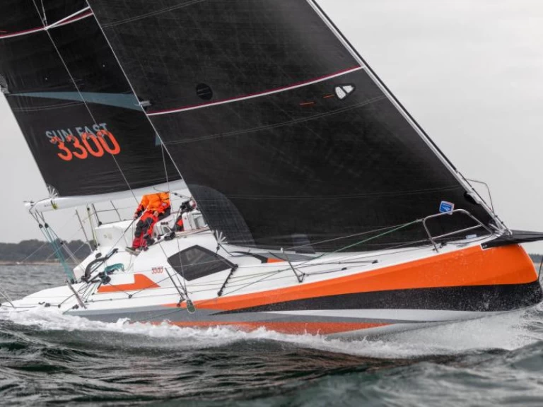 Location Voilier à La Trinité-sur-Mer - Jeanneau SUN FAST 3300