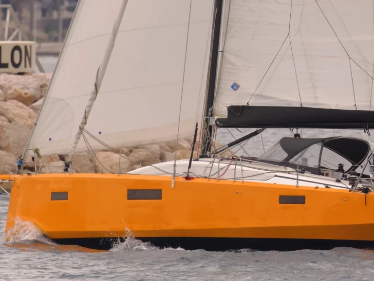 Location à Toulon - RM RM 1380 sur SamBoat