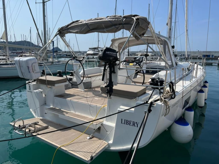 Location bateau Bénéteau Oceanis 51.1 à Capo d'Orlando sur Samboat