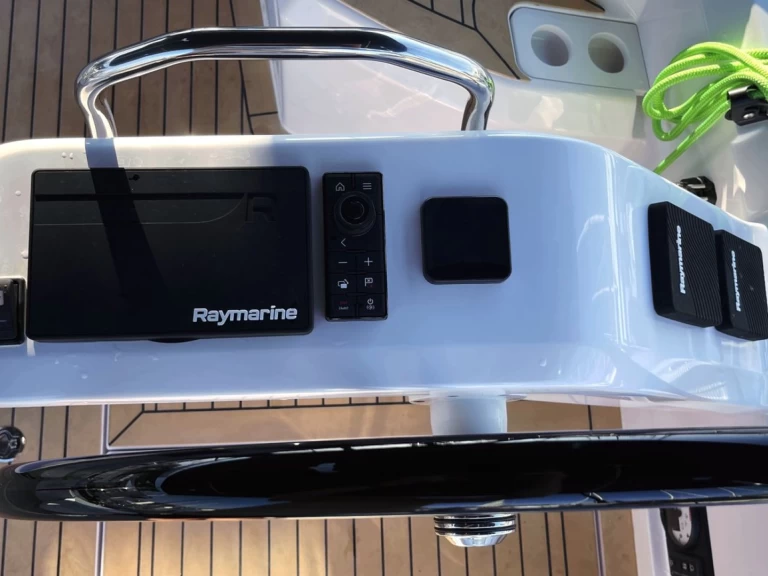 Elan Elan E6 a louer à Split