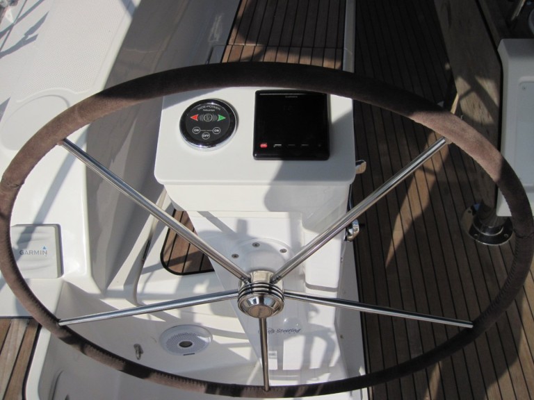 Louez un Bavaria Cruiser 41 à Capo d'Orlando