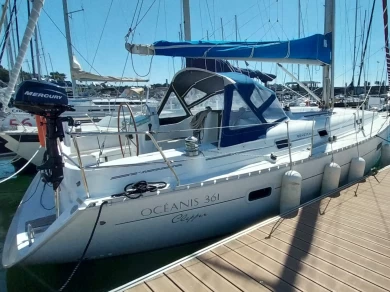 Bareboat Rental Sailboat Bénéteau with a boat licence