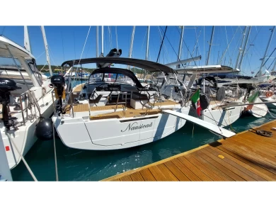 Sailboat for rent Castiglioncello at the best price