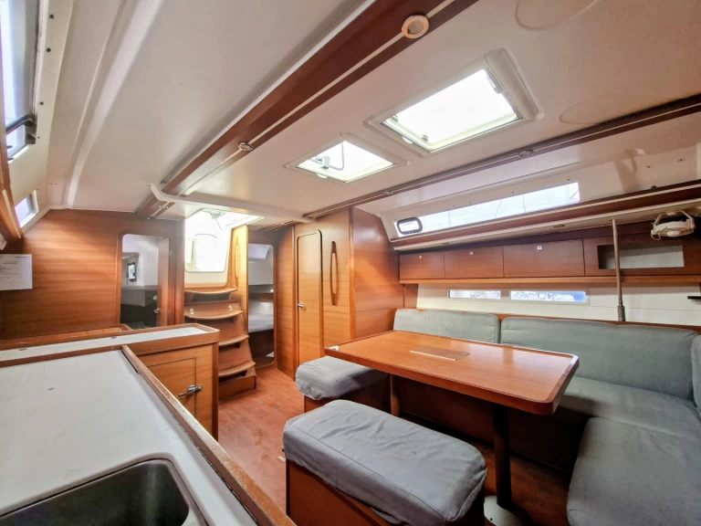 Louez un Dufour Dufour 450 Grand Large à Arzal