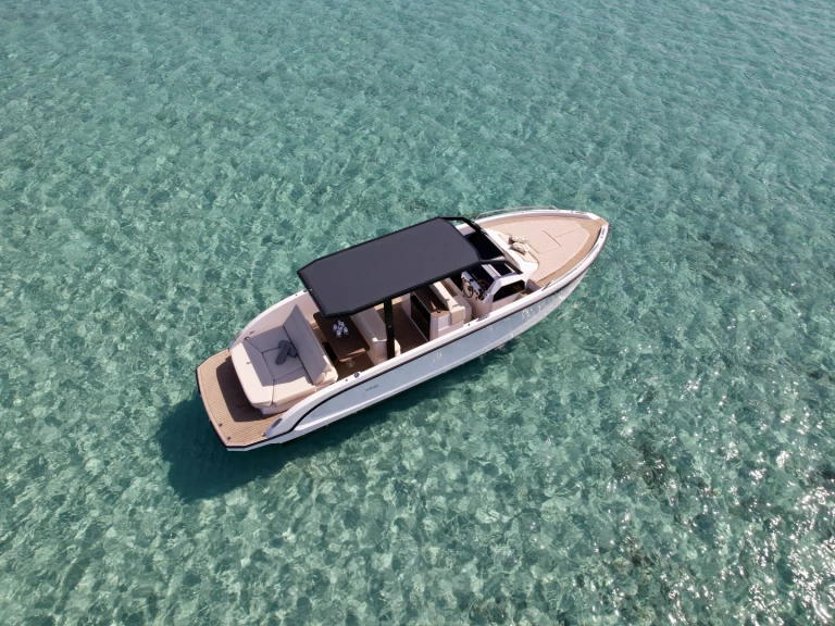 Location Bateau à moteur à Marina Ibiza - Rand Archipelago 32