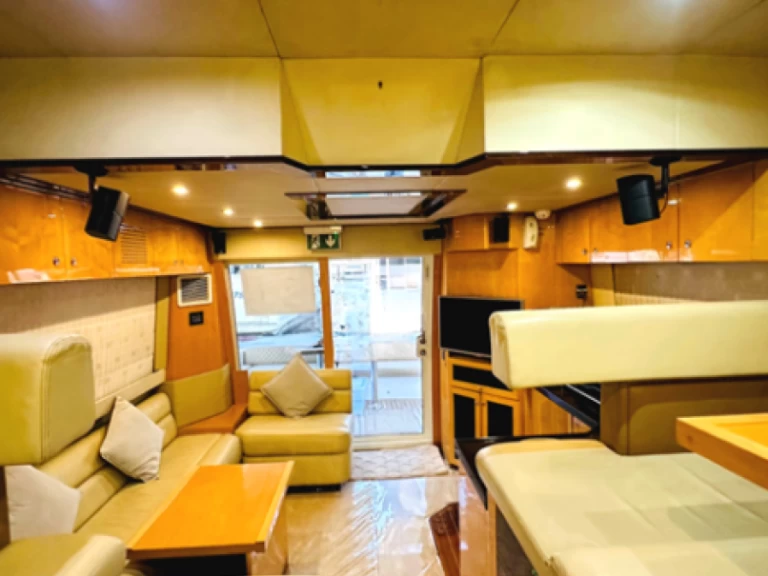 Location à Dubai Marina - Gulf Craft - Majesty Yachts Majesty 44 sur SamBoat