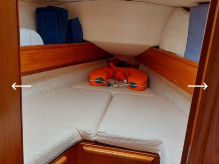 Location à Toulon Port - Jeanneau Sun Odyssey 31 sur SamBoat