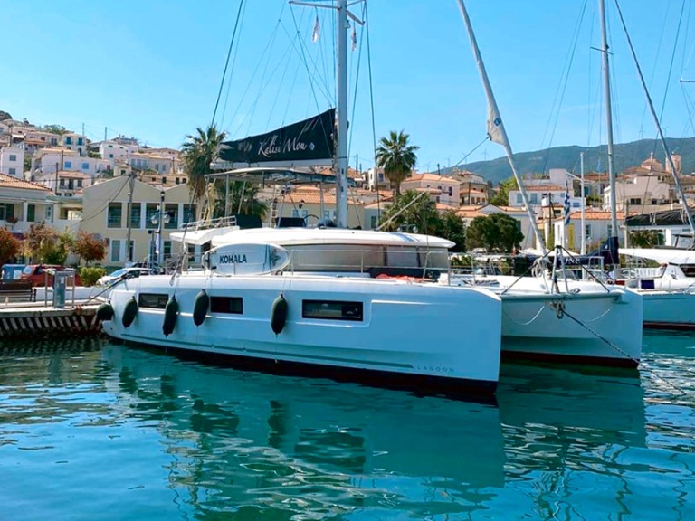 Catamaran à louer à Paros (Ile) au meilleur prix