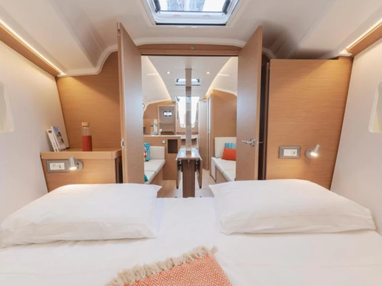 Louer Voilier avec ou sans skipper Jeanneau à La Rochelle