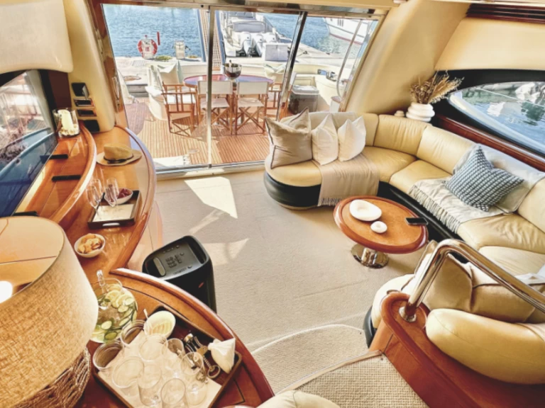 Azimut Azimut 62 Fly a louer à Dubai Marina