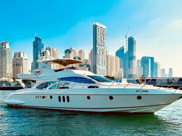 Azimut Azimut 62 Fly a louer à Dubai Marina