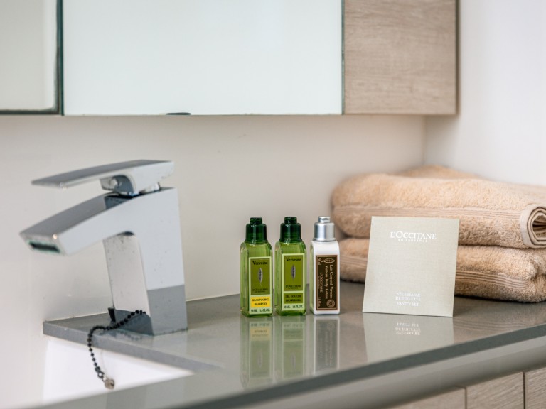 Louer Catamaran avec ou sans skipper Leopard à Gouviá