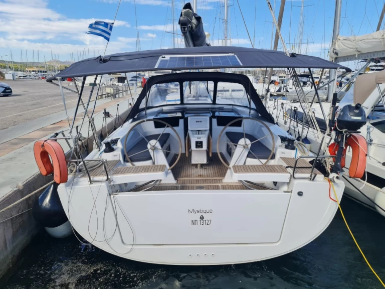 Louez un Hanse Hanse 418 à Perigiali