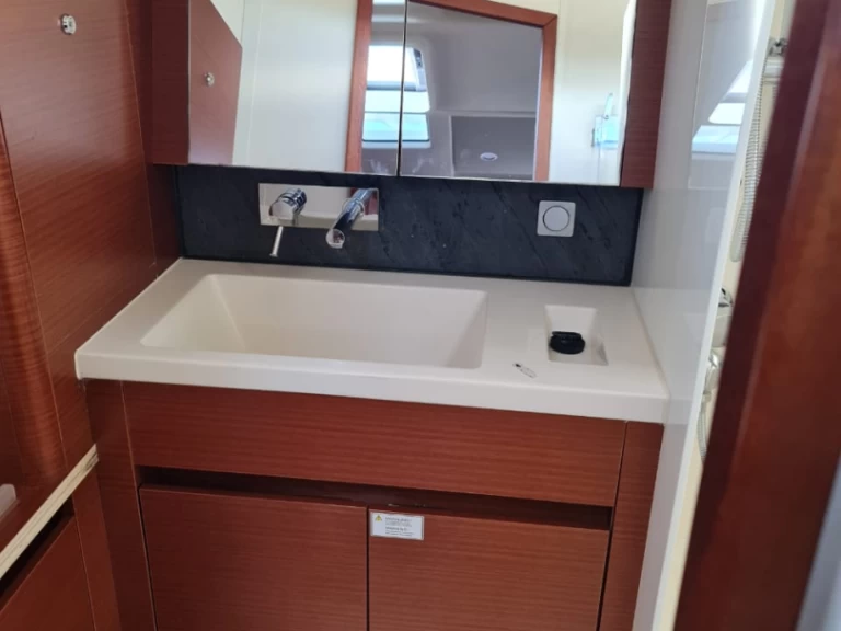 Location bateau Perigiali pas cher Hanse 418