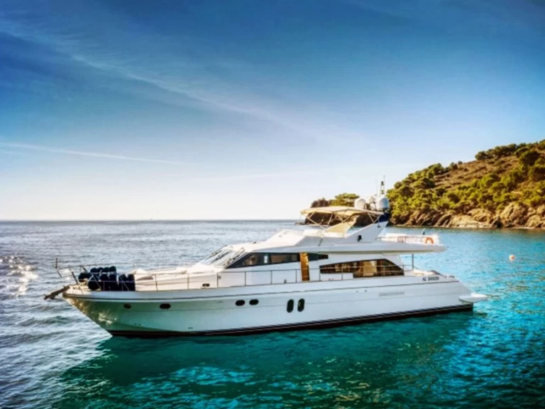 Location Yacht Guy Couach avec permis