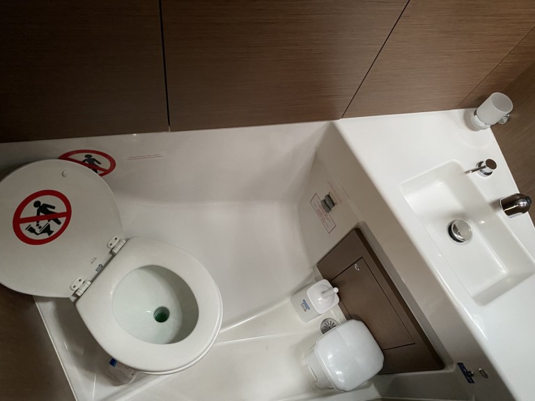 Bénéteau Oceanis 40.1 a louer à Álimos