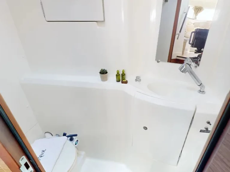 Location bateau Perigiali pas cher Lagoon 380