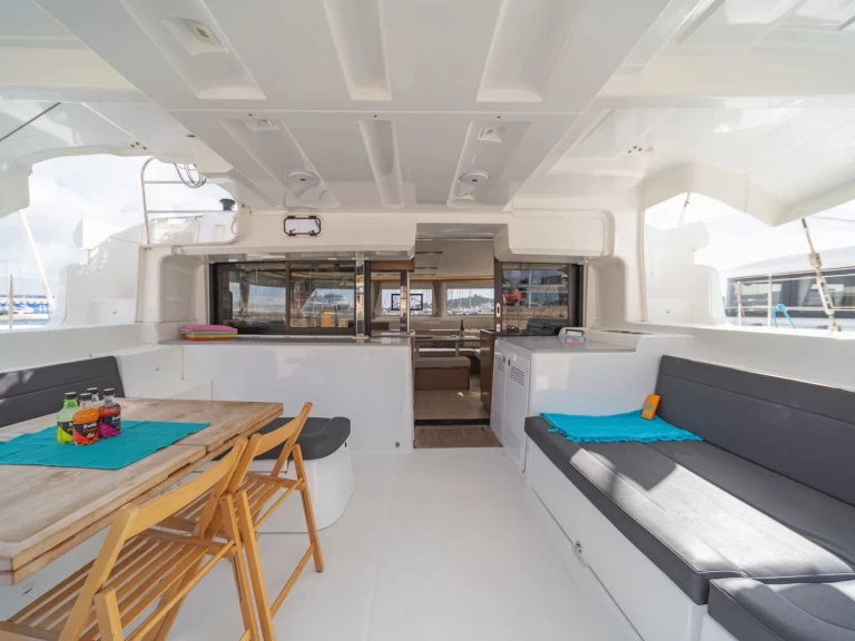 Lagoon Lagoon 46 a louer à Perigiali