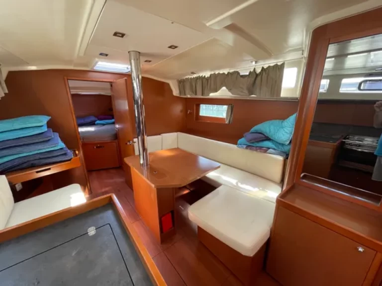 Location bateau Perigiali pas cher Oceanis 41.1