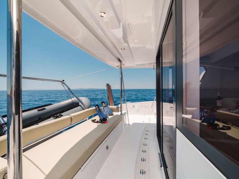 Catamaran à louer à Sámi au meilleur prix