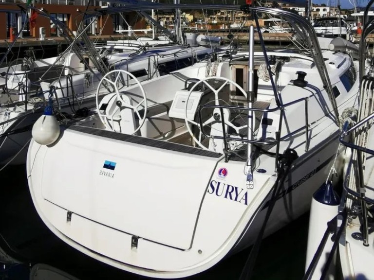 Bavaria Cruiser 41 a louer à Olbia