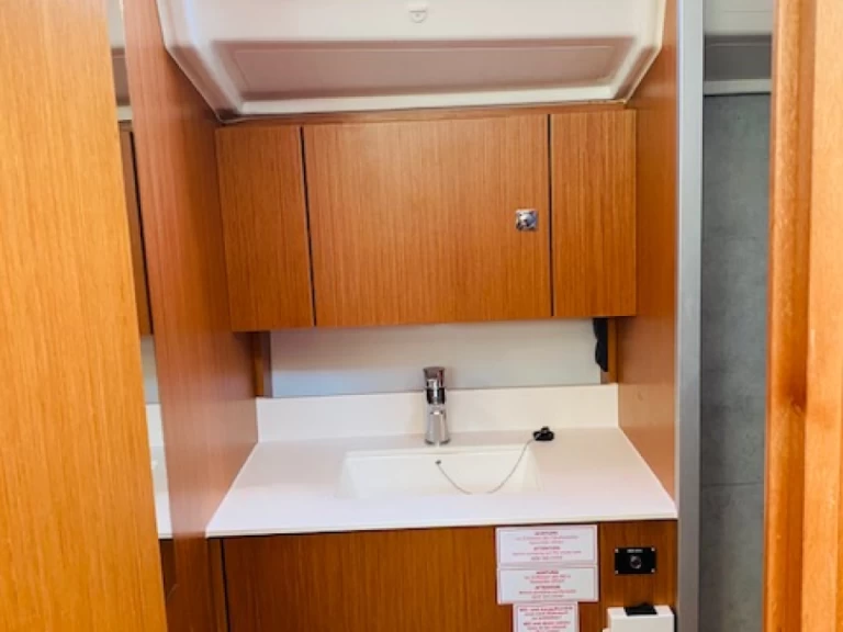 Location bateau Bavaria Bavaria C42 à Punta Ala sur Samboat