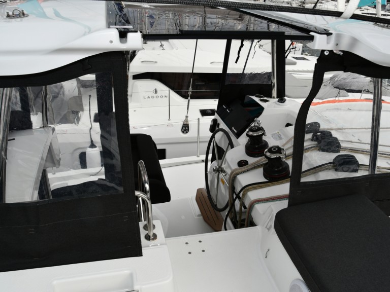 Location à Komolac - Lagoon Lagoon 43 sur SamBoat