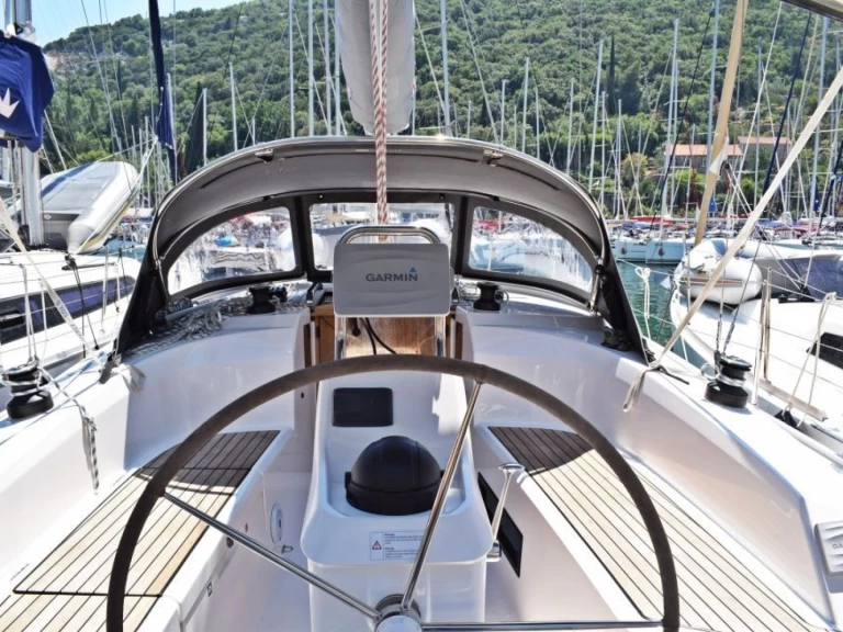 Location bateau Zaton pas cher Cruiser 34